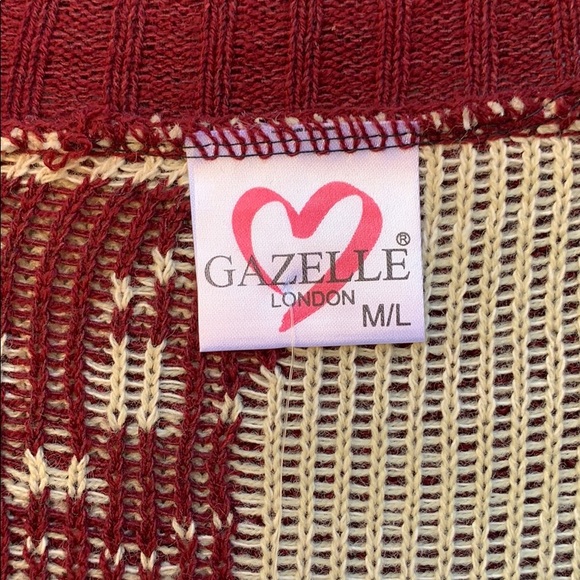 Burgundy and Cream Chunky Skull Sweater - Picture 3 of 7